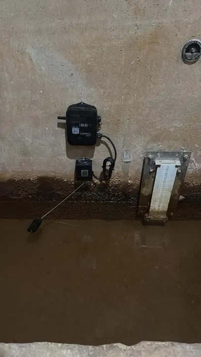 Node Connect above a water channel, next to the level gauge.